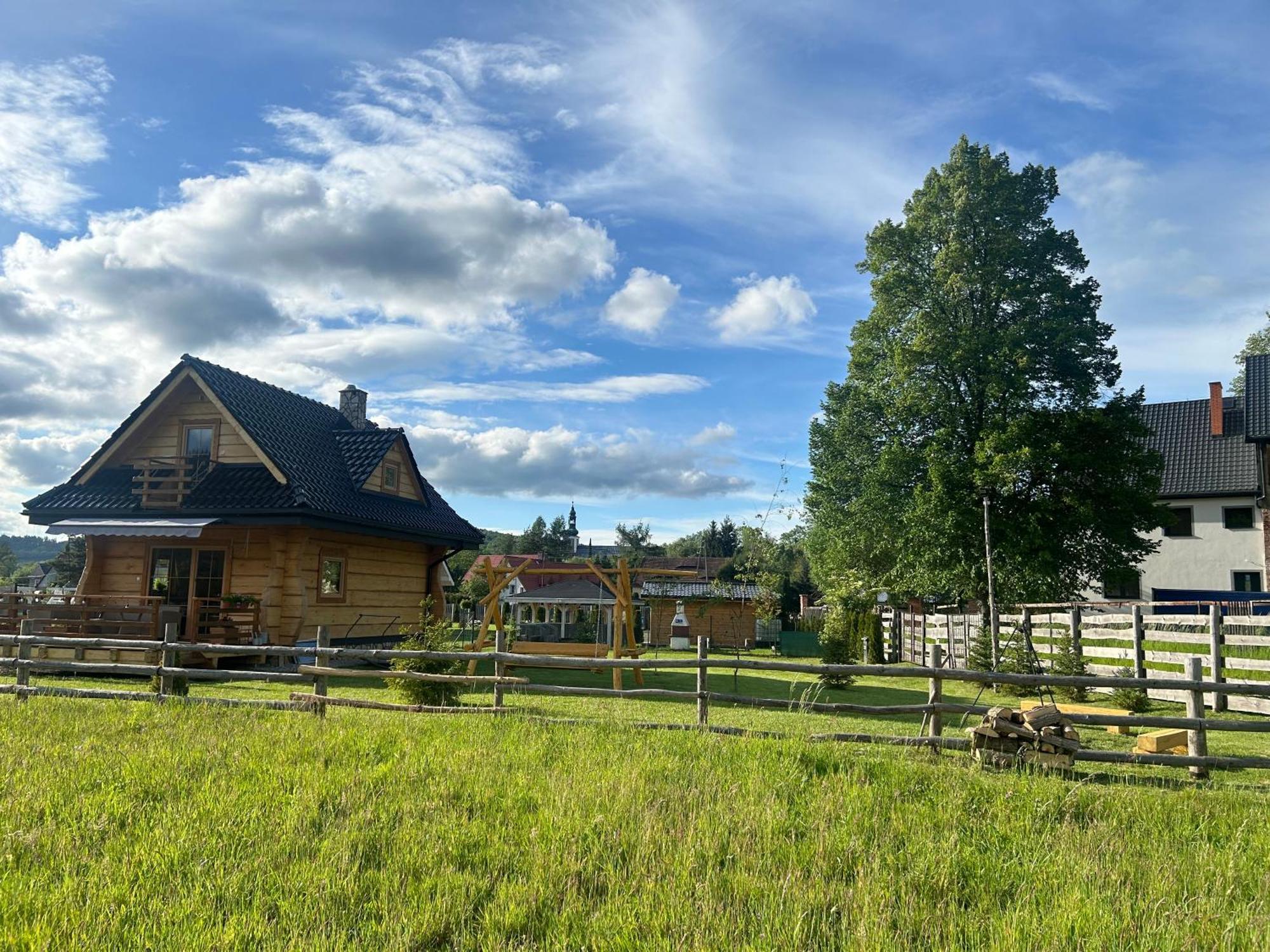 Sloneczna Chata Z Bali Lądek-Zdrój Esterno foto